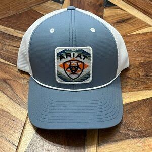 Brand New, Never Worn Men’s Geo Patch Rope Ariat Baseball Cap